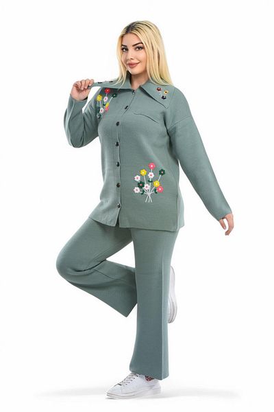 NEWCO Buttoned Double Knitwear Set with Flower Embroidery Detail (Shirt - Pants)