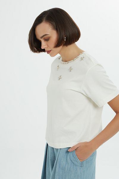 GİZİA Ecru T-Shirt with Back Zipper Stones
