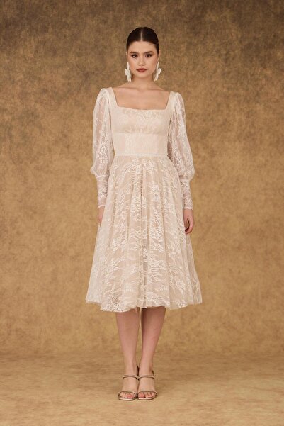 Carmen Ekru Dantel Kare Yaka Nişan Abiye Elbise