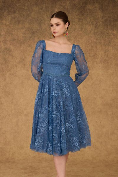 Carmen Indigoblaues Verlobungs-Abendkleid mit eckigem Kragen und Spitze