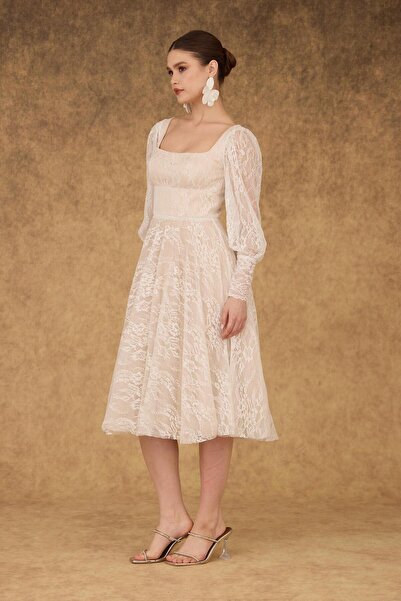 Carmen Ekru Dantel Kare Yaka Nişan Abiye Elbise