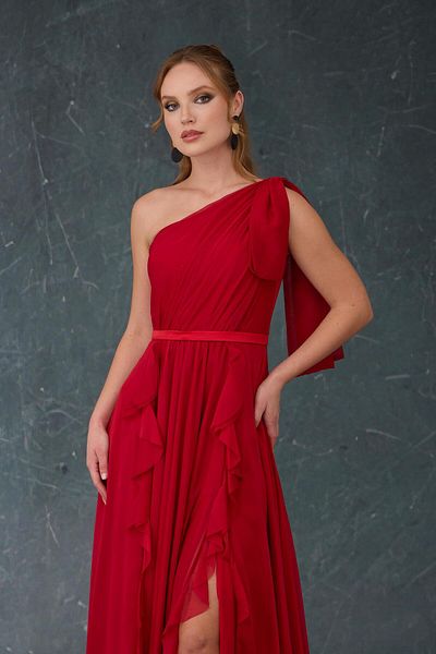 Carmen Rotes One-Shoulder-Abendkleid aus Chiffon