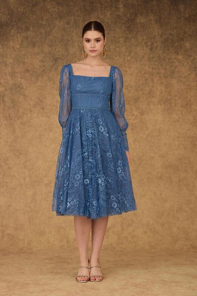 Carmen Indigoblaues Verlobungs-Abendkleid mit eckigem Kragen und Spitze