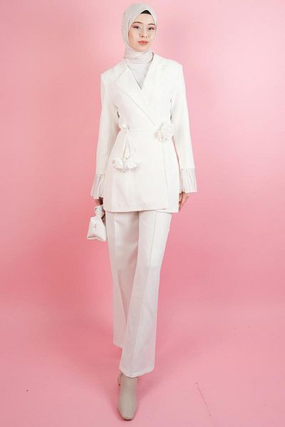 03KIZKULESITEKS White Hijab Blazer Set - Chiffon Pleated Set of 2 Sleeves