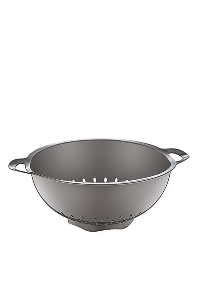Smartware Pasta and Fruit Strainer Inside