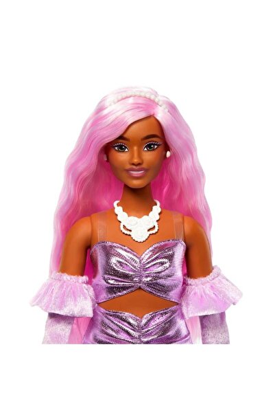 Barbie Deluxe Style Bebekler - Pembe Saçlı HYV25