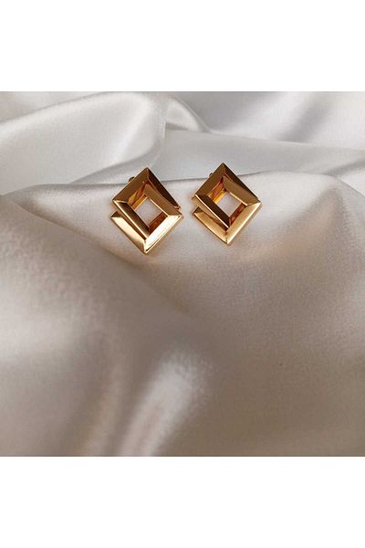 Allen Accessories Triangle Model Gold Earrings