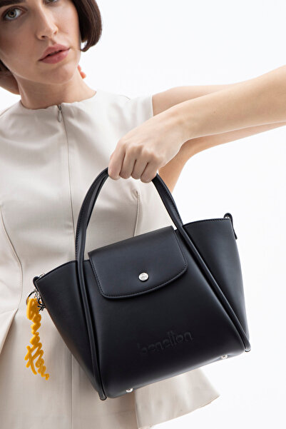 United Colors of Benetton BENETTON KADIN EL ÇANTASI SİYAH BNT1520