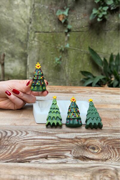 rufus concept Noel Çamı İki Çeşit Dörtlü Silikon Mum Kalıbı