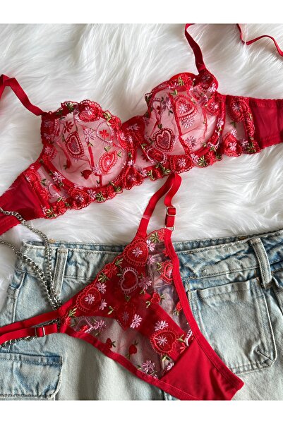 Butik Kırmızı Çilek Detay Balenli Sütyen Takım