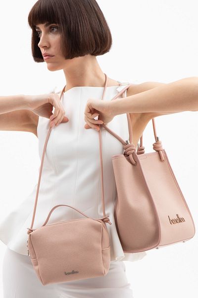 United Colors of Benetton Benetton Women's Arm Bag Pink Bnt1522