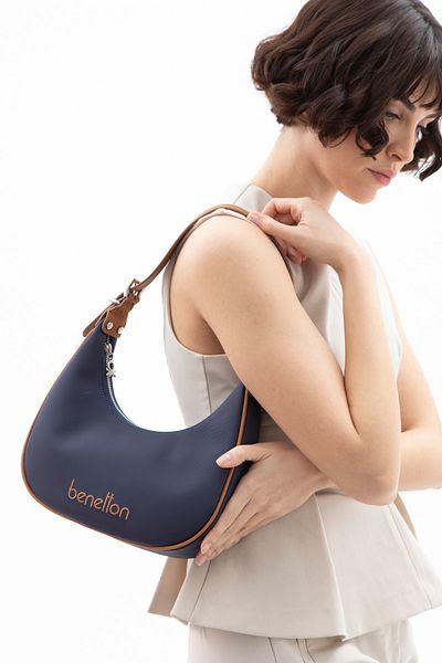 United Colors of Benetton Benetton Women's Shoulder Bag Dark Blue-Camel Bnt1592