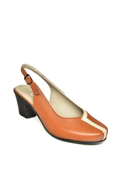 Fox Shoes U908001403 Кафяви/бежови дамски обувки с дебел ток от естествена кожа