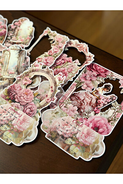 Sticker Ekspres 2026 Ahşap Standlı Pembe Gül Bahçesindeki Kadın Özel Tasarım Takvim / Çiçekli Takvim Hediye