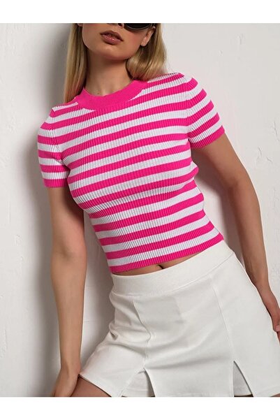 TRQOM Смугаста коротка блуза з велосипедним коміром, рожева
