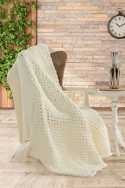 DOUX HOME Pufy Hand Knitted Knitwear Top with 6 Tassels 95 X 125 (Bone)