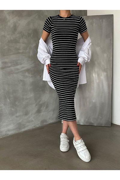 BEJNA Schwarzes, gestreiftes, dehnbares, langes Strickkleid mit Schlitz für Damen