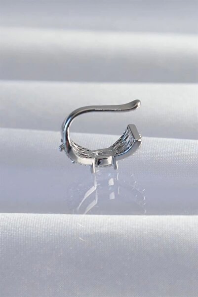 Clariss أقراط أذن فضية اللون مطلية بحجر الزركون