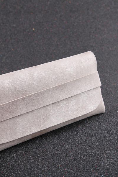 By Marine Cream Faux Leather Cover Glasses Case - 24Gklfsnr04