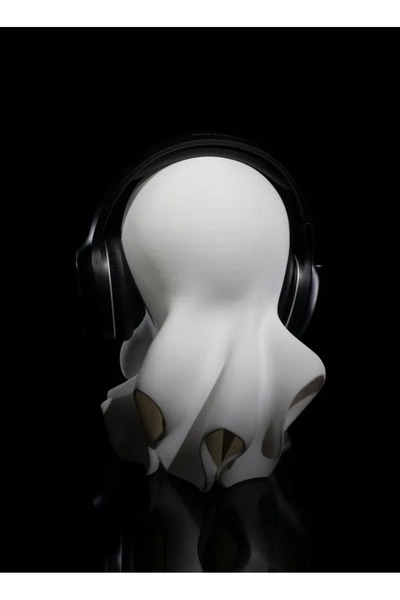 3D Brothers Gentle Ghost Headphone Holder - A Spooky and Stylis Storage Solution