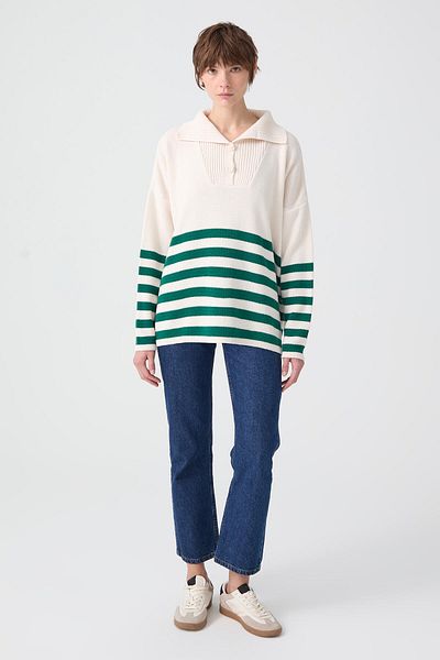 Touché Privé Knob Detail Striped Sweater