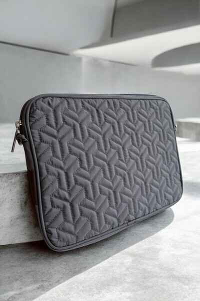 Aggu Bebe MacBook Air Pro 13''-14'' Quilted Laptop Bag with Strap - Gray