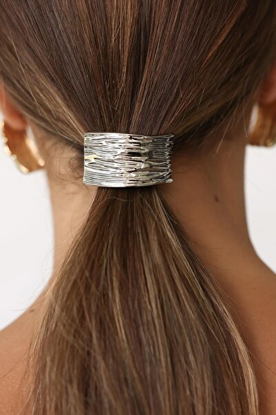 New Obsessions Line Textured Elastic Ponytail Buckle