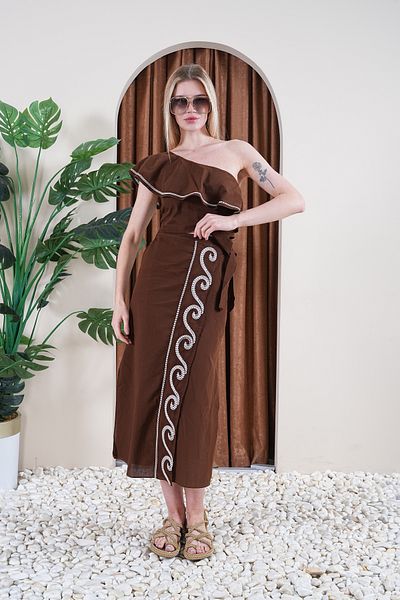 Malven Къс костюм с пола