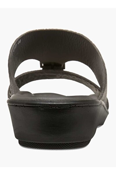 LBL by Shoexpress LBL by Shoexpress Textured Slip-On Arabic Sandals with Buckle Detail