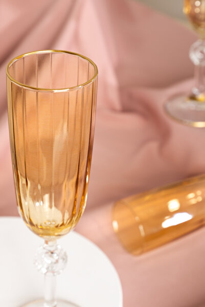 MEST Emora 6 Adet Ayaklı Bal Renk  Kahve Yanı Su Bardağı Takımı - 150 cc Şıklık ve Zarafet