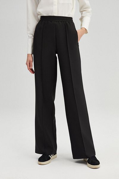 Touché Privé Crêpe-Hose – geripptes Design