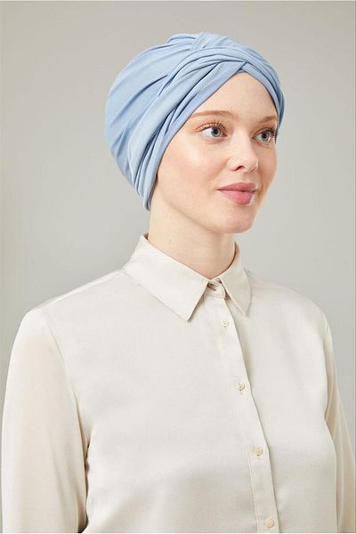 poloist Lavender Wrapped Bonnet Light Blue DB03
