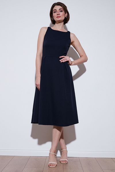 Lela Crew Neck Regular Fit Pleated Midi Dress Dress with Pockets6051963