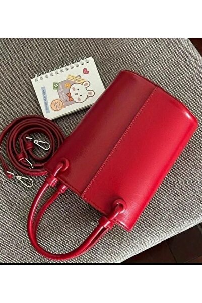 ARONA KIRMIZI KOVA ÇANTA