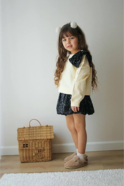 Lidya TU Kız çocuk etek takım