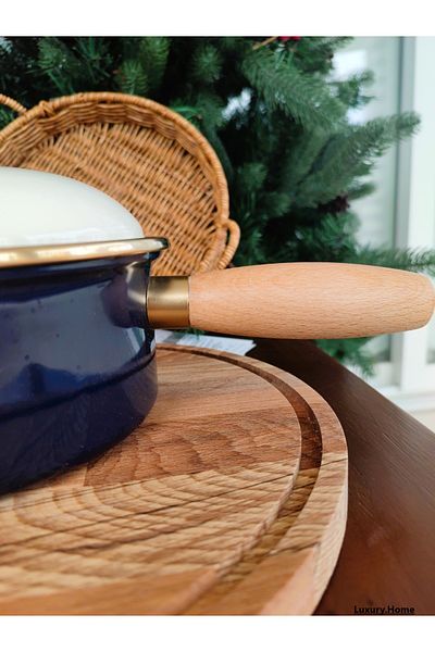 Madame Coco Bonneville Sauce Pot