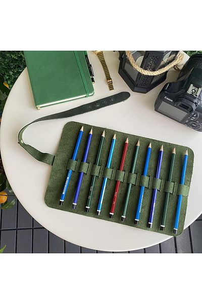 STOREMAX Mu-Artshop Helsinki - Genuine Leather Natural Wide Design Roll Pen Holder (Green) Tnca 871301