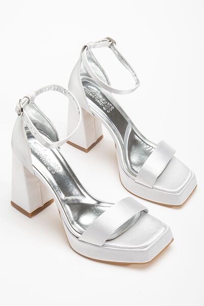 Hayalimdeki Ayakkabı Matilda ezüst szatén platform nyitott orrú vastag sarkú cipő