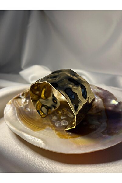 Pretty Hammered Pattern Gold Color Adjustable Thick Handcuff Bracelet