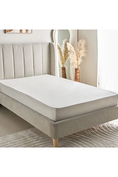 Home Box Bristol Polycotton Double Fitted Sheet 140x200+25 cm