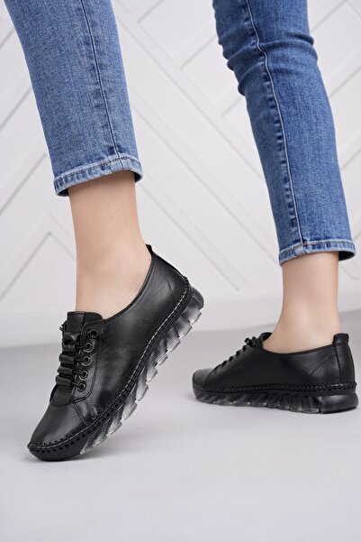 Diego Carlotti حذاء كاجوال نسائي من الجلد الطبيعي DD1961