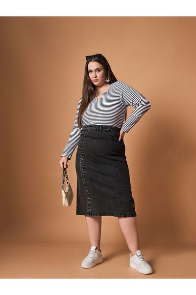 Sassafras By Styli Plus Size Acid Wash Midi Skirt with Side Button Details