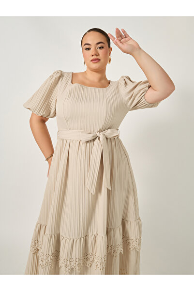 Styli Plus Size Cut-Out Pattern Tiered Maxi Dress with Tie Belt