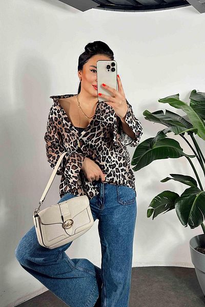 Butik Gardrop Кафява риза с леопардов принт