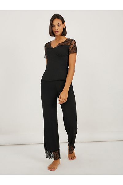 Styli Wide Lace Edge Detail Top and Pyjama Set