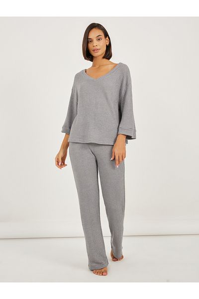 Styli Waffle Knit V Neck Dropped Shoulder T-Shirt and Pyjama Set