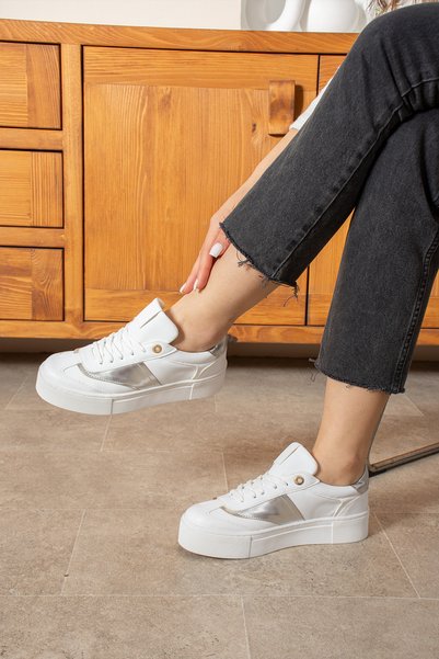 SHOESTEP Li̇ka Women's Lace-Up Leopard Detail Comfortable Sole White Women's Sports