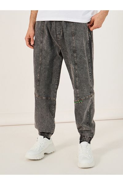 Styli Mid Rise Panelled Jogger Fit Jeans with Contrast Drawcord
