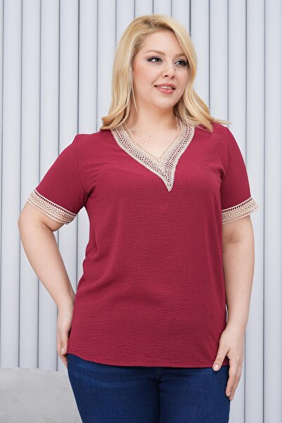 Siyezen Plus Size Lace Detail V-Neck Blouse