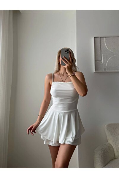 Zora Butik Sırt Dekolte Askılı Şortlu Elbise-BEYAZ